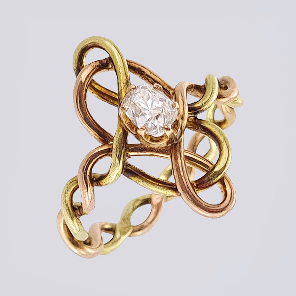 Кольцо из двухцветного золота с бриллиантом старой огранки конца 19 века