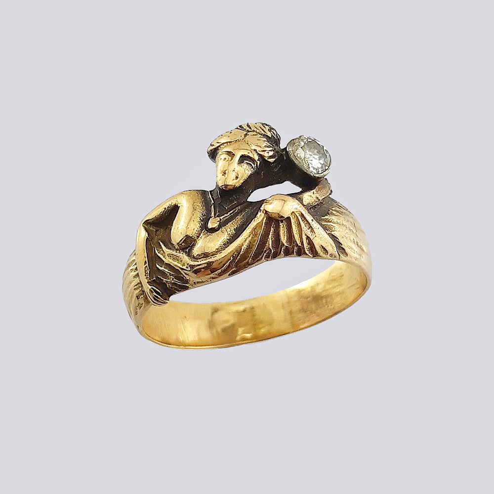 Старинное литое кольцо «Русалка» из золота 56 пробы