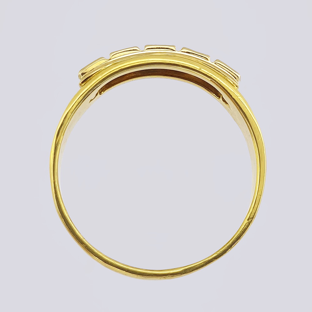 Кольцо дорожка с пятью бриллиантами из золота 750 пробы