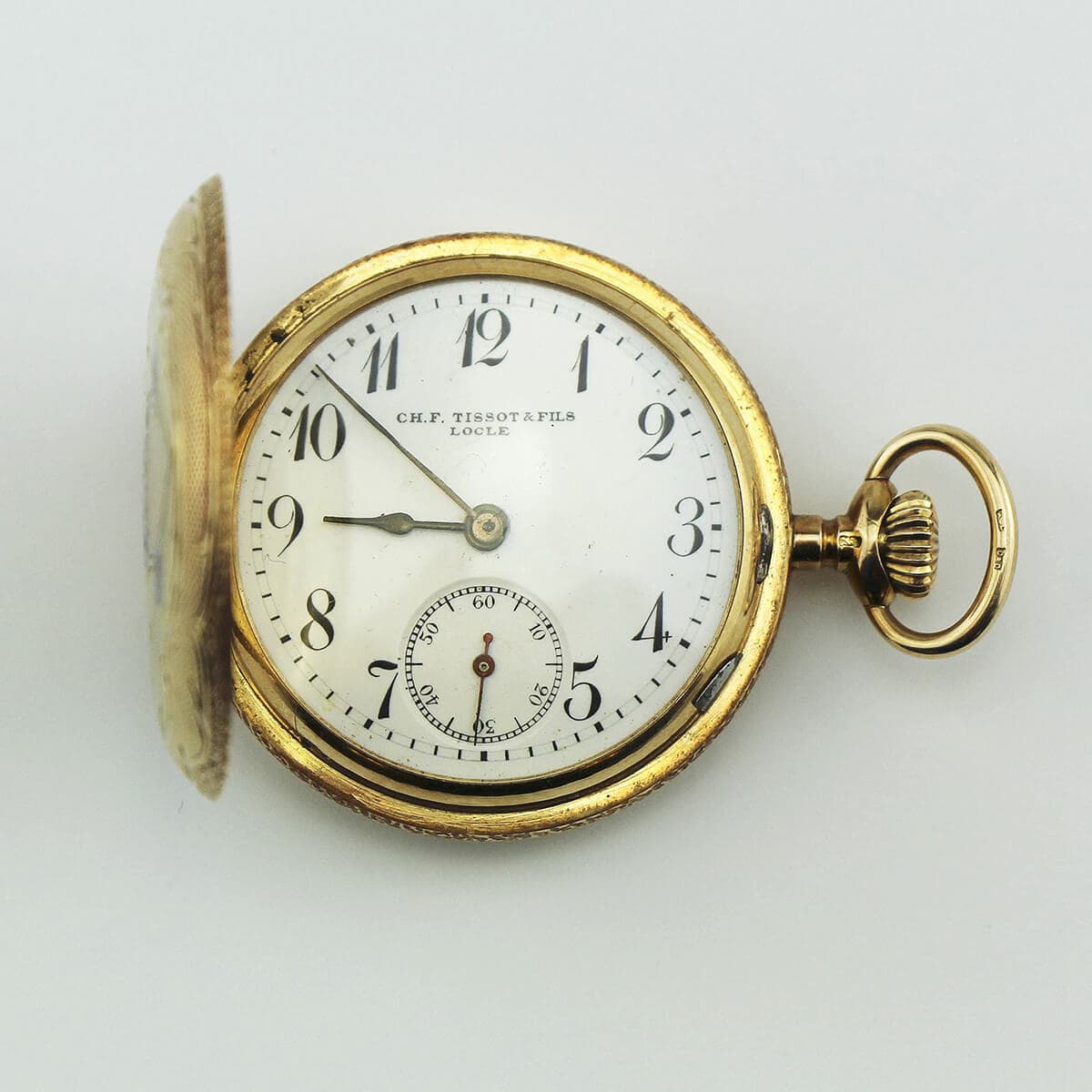 Женские часы-кулон золотые «анютины глазки» фирмы Tissot 19 века