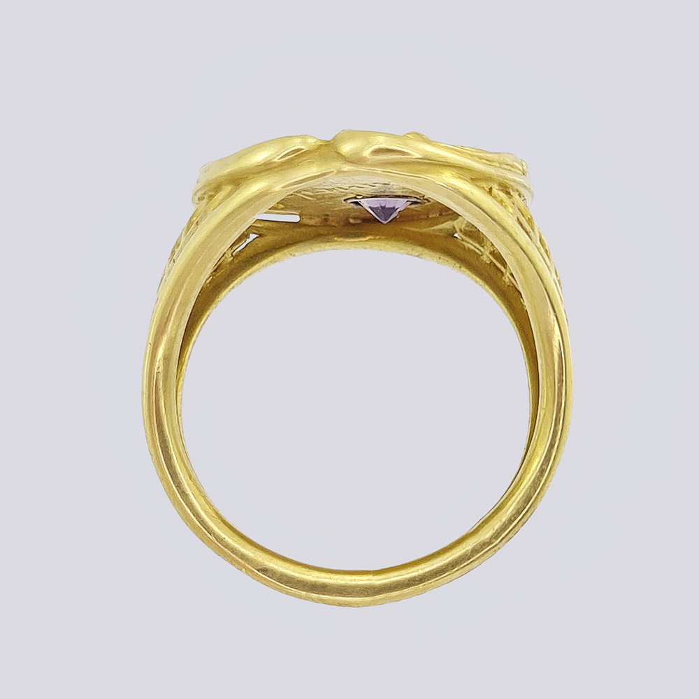 Кольцо Рококо с аметистом и эмалью из золота 56 пробы 20 века