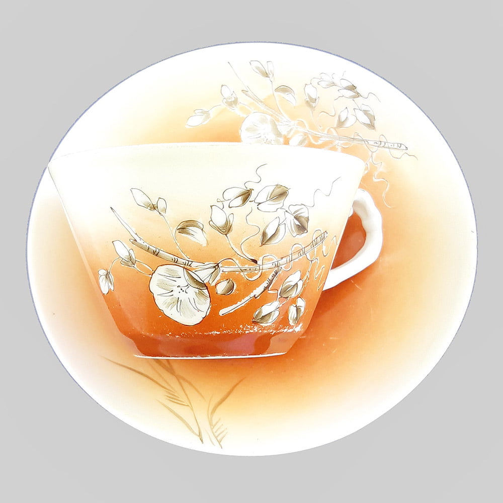 Чайная пара «Вьюнок» из фарфора 19 века (Фабрика Кузнецова, Россия)