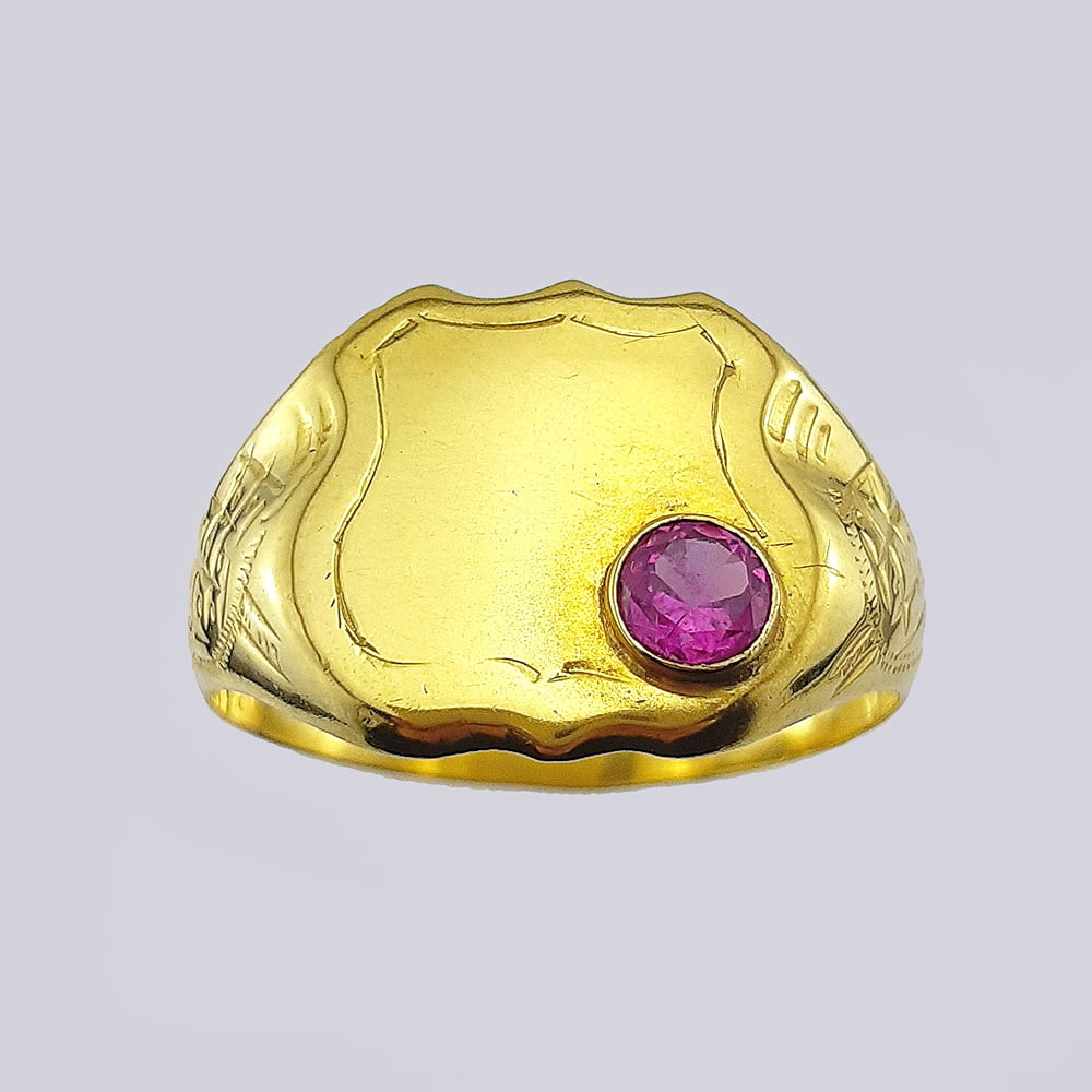 Мужской золотой перстень с рубином (56 проба, 19 век)